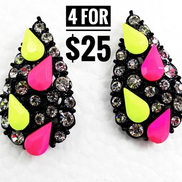 4 for $25 SALE!!!! Hot Tear Drops Studs Earrings - Picture 2 of 3